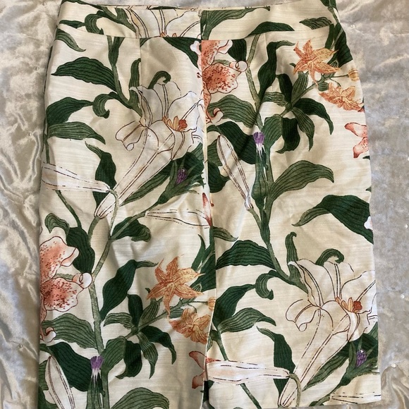 Ann Taylor Skirt - Picture 2 of 3